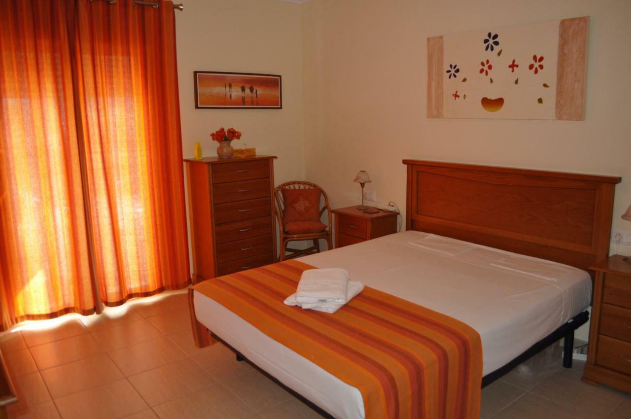 Acogedor Adosado Duplex Apartment เอลส์พ็อบเล็ทส์ ภายนอก รูปภาพ